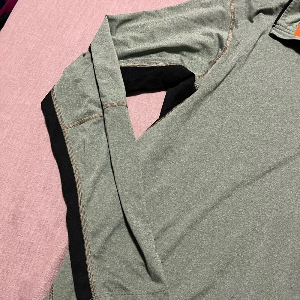 The North Face Green Black Long Sleeve 1/4 Zip Size XL Fast Dry Kilowatt Layers